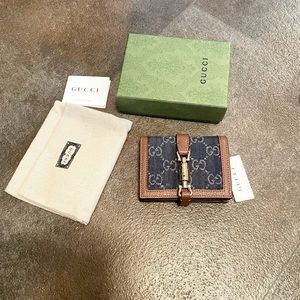 gucci jackie denim wallet never used